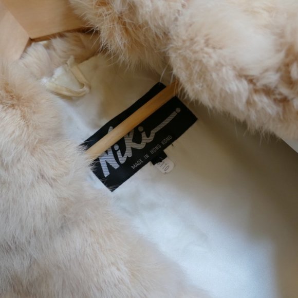 Small Rabbit fur coat - Picture 3 of 4